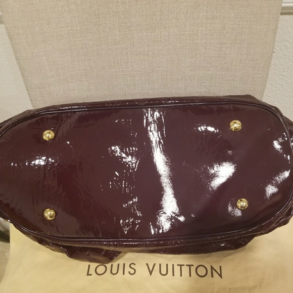 Authentic Louis Vuitton Surya Prune - Picture 2 of 8